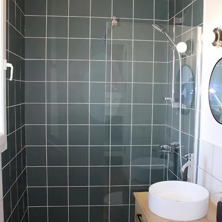 Maison à 7 Min à Pied De La Côte Des Basques Hébergement de vacances